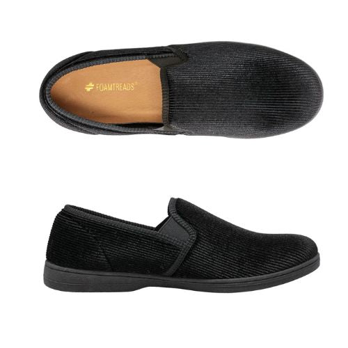 Top and side view of the Regal 2 Slipper in black. Insole is tan with Foamtreads logo stamped on.