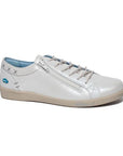 Women's Cloud Aika sneaker in white Italian leather featuring side zipper, lace-up closure, and lightweight sole, made in Portugal.