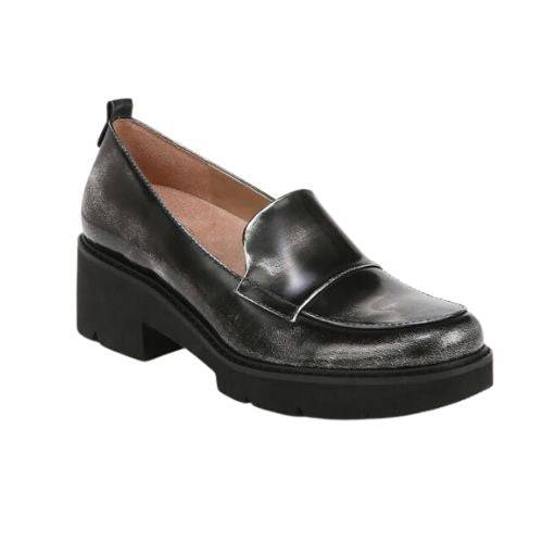 Women's Naturalizer Darry Loafer in metallic black leather with a sleek finish and supportive chunky sole for stylish comfort.