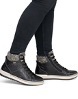 D0784 Sneaker Boot