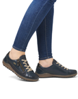 R1440 Lace-Up Sneaker