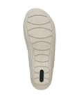 Geometric pattern outsole with light tread and green Remonte logo on heel.