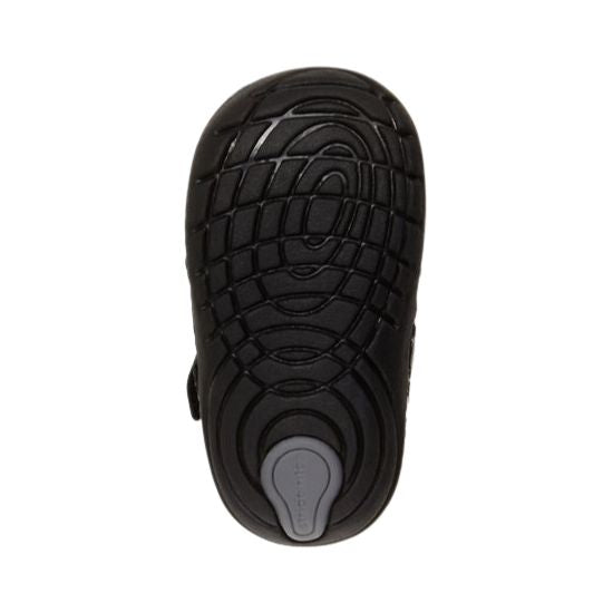 Black outsole of Stride Rite&#39;s SM Amalie mary jane shoe