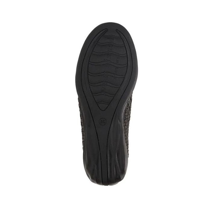 Outsole of the Bernie Mev Catwalk in colour gold black shimmer. A durable rubber outsole in black. 