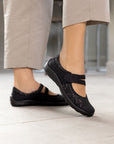 Black Remonte R3510 Mary-Jane Flats worn with beige pants, perfect for everyday comfort and casual summer outfits.