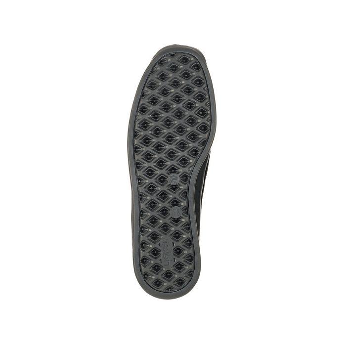 Diamond Patterned black rubber outsole with Rieker logo stamped on heel.