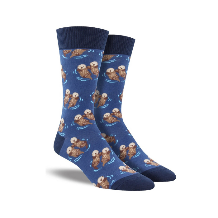 Men's Socksmith Significant Otter cotton crew socks in navy blue featuring cute otters holding paws. Fun woodland animal design for casual wear.