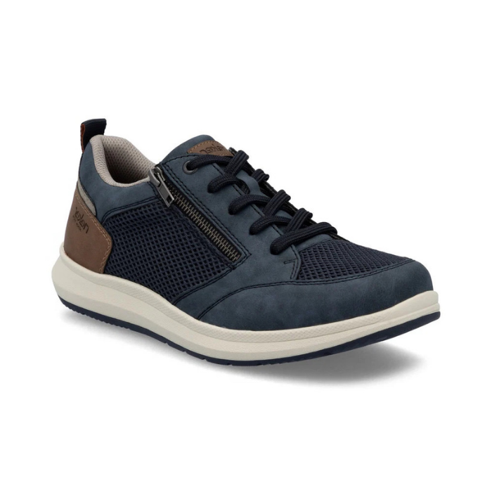 16901 Lace-up Sneaker