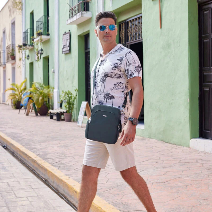 Anti-Theft Classic Travel Bag