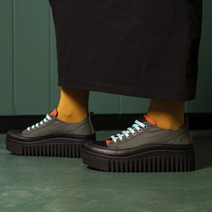 Brighton 1518A Platform Shoe