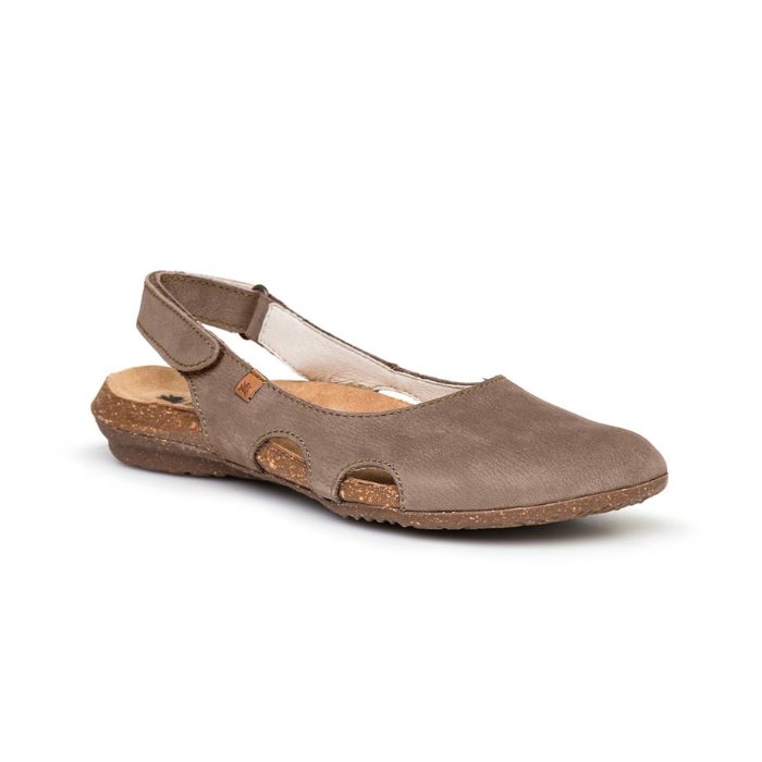 N413 Wakataua Closed-Toe Sandal