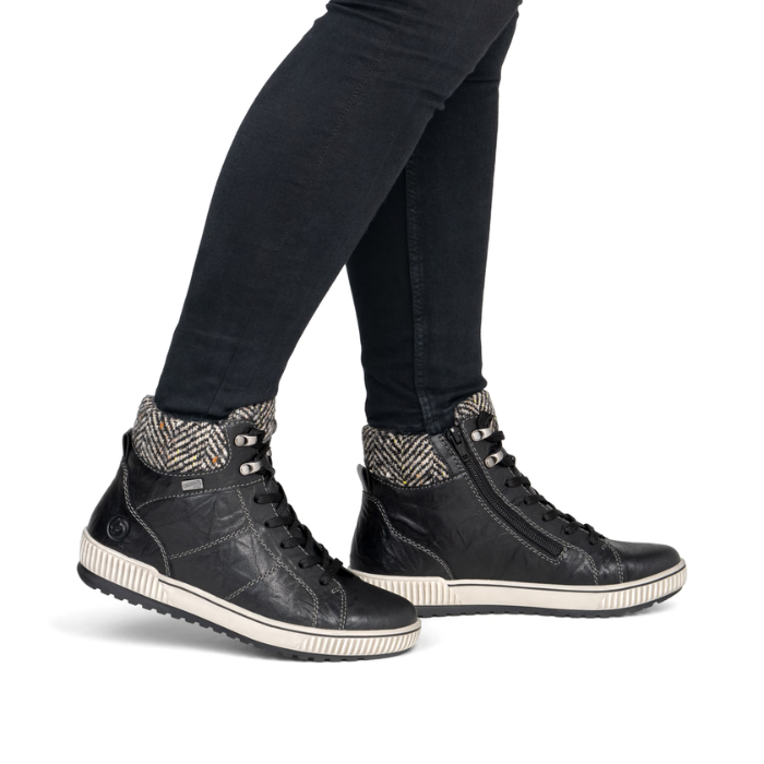 D0784 Sneaker Boot