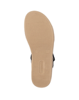 Tan outsole with line pattern and Remonte logo stamped in heel.