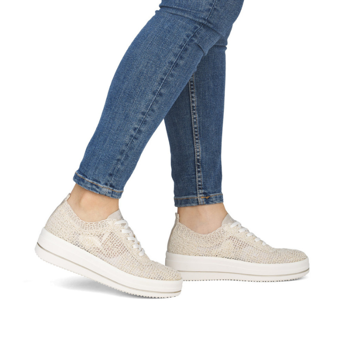 D1C14 Lace-up Sneaker