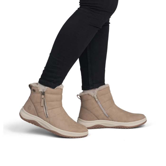 D3Q71 Sneaker Boot