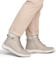 D3Q72 Sneaker Boot