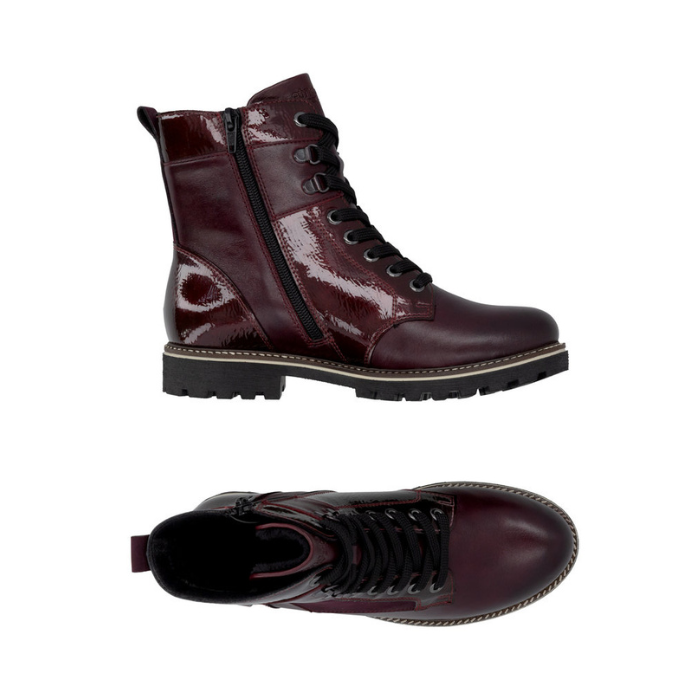 D8488 Lace-Up Ankle Boot
