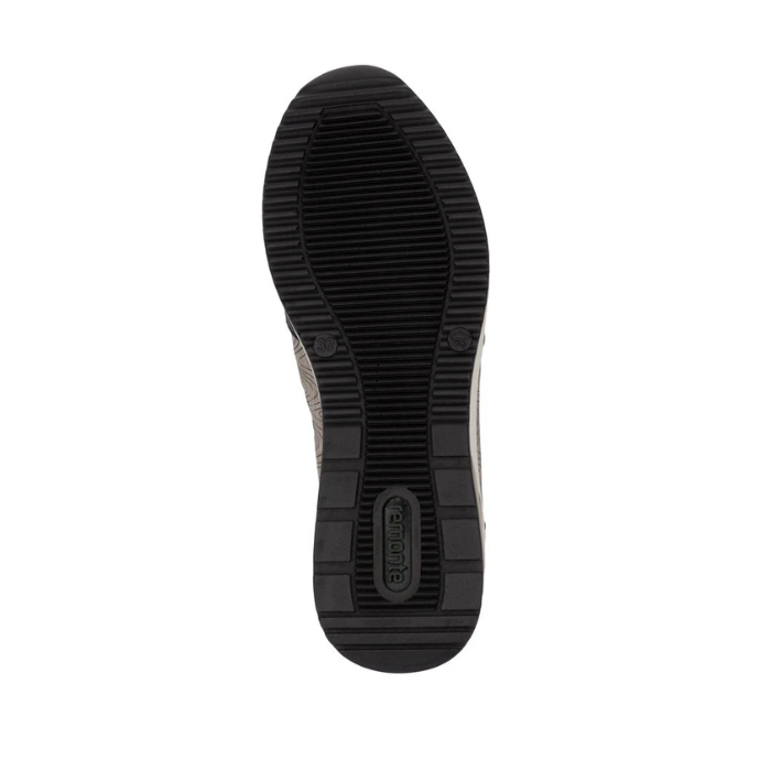 D2411 Shoe