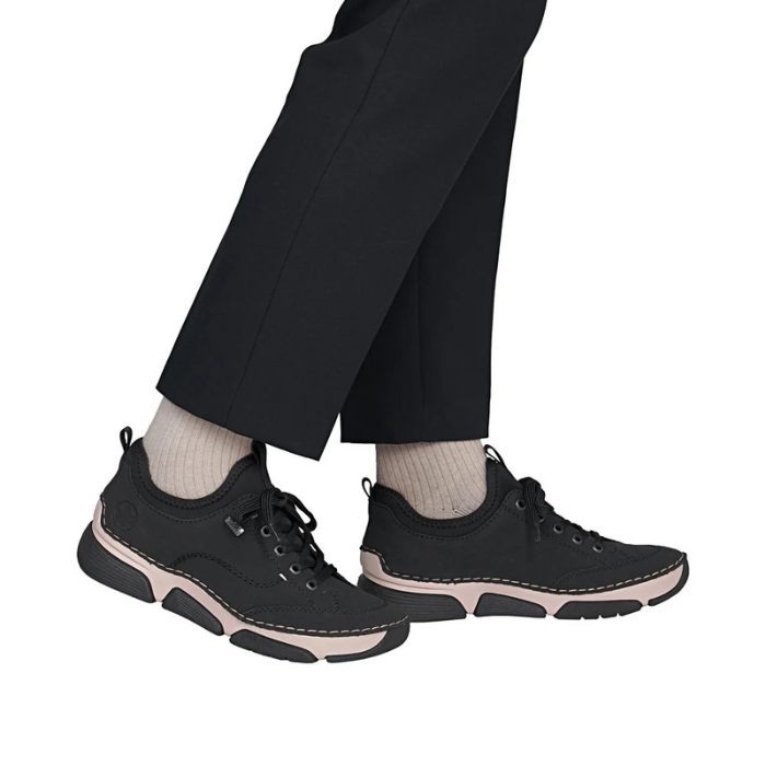 45976 Slip-on Sneaker