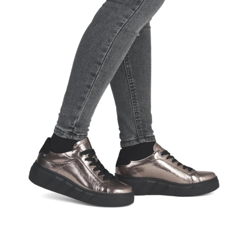 W2601 Lace-up Sneaker