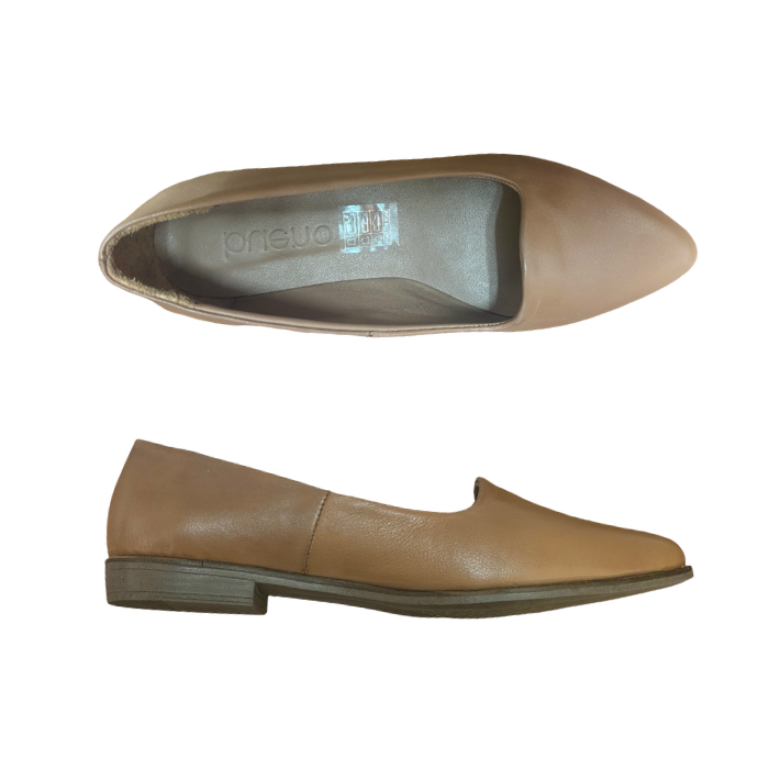 Pair of beige leather flats with swoop vamp, Beuno logo'd footbed and brown slight heel lift outsole.
