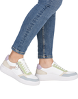 D3E05 Lace-up Sneaker