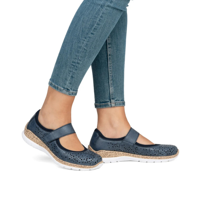 N4299 Mary Jane Flat