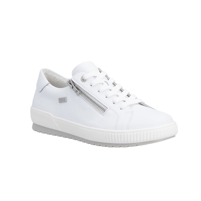 D0700 Waterproof Sneaker