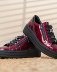 D1C09 Lace-Up Sneaker
