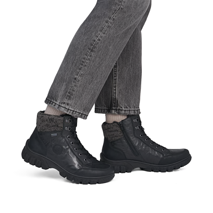 Z7230 Ankle Boot