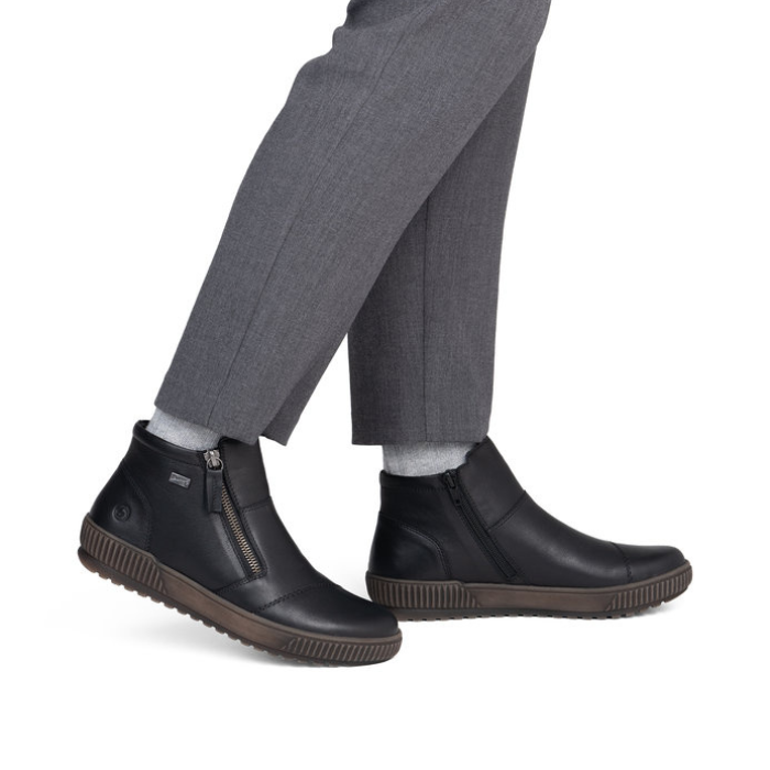 D0783 Sneaker Boot
