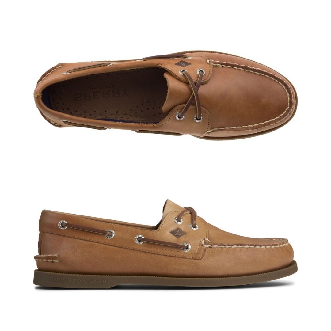 Top and side view of brown leather oat shoe with leather laces and contrasting stitching.