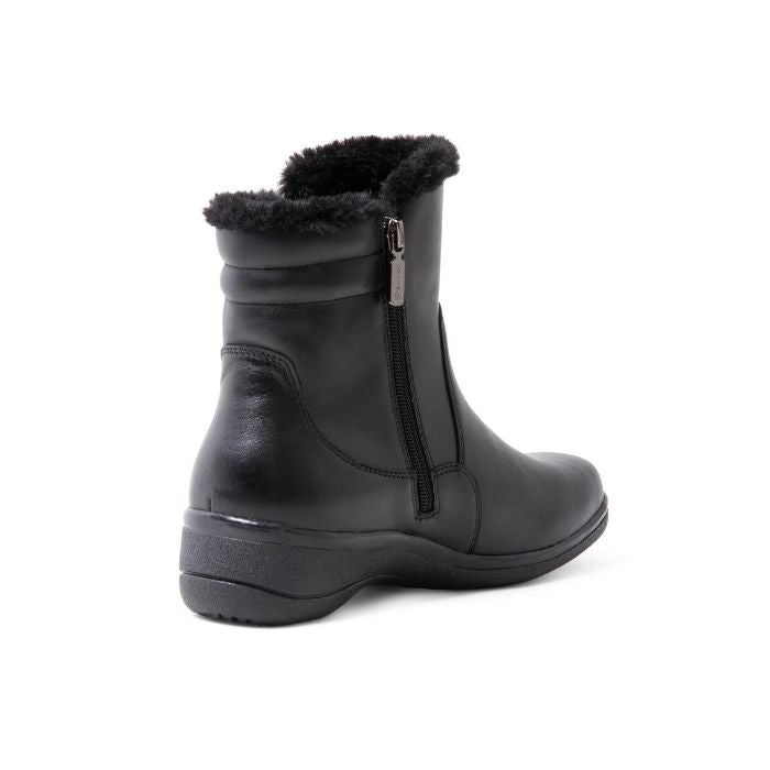 Black mid-calf winter boot with inside zipper and faux fur collar.