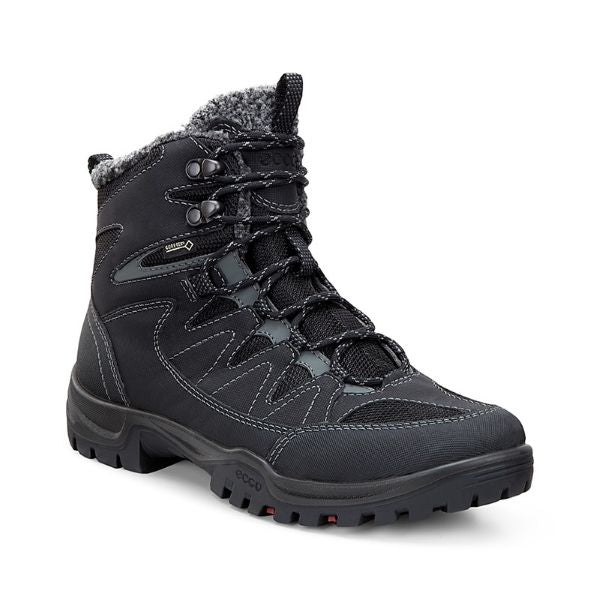 Black lace up winter boot 