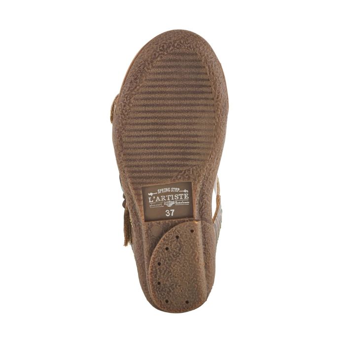 Outsole view of the Women&#39;s L&#39;Artiste Aymee Sandal featuring textured grip and L&#39;Artiste branding with size marking.