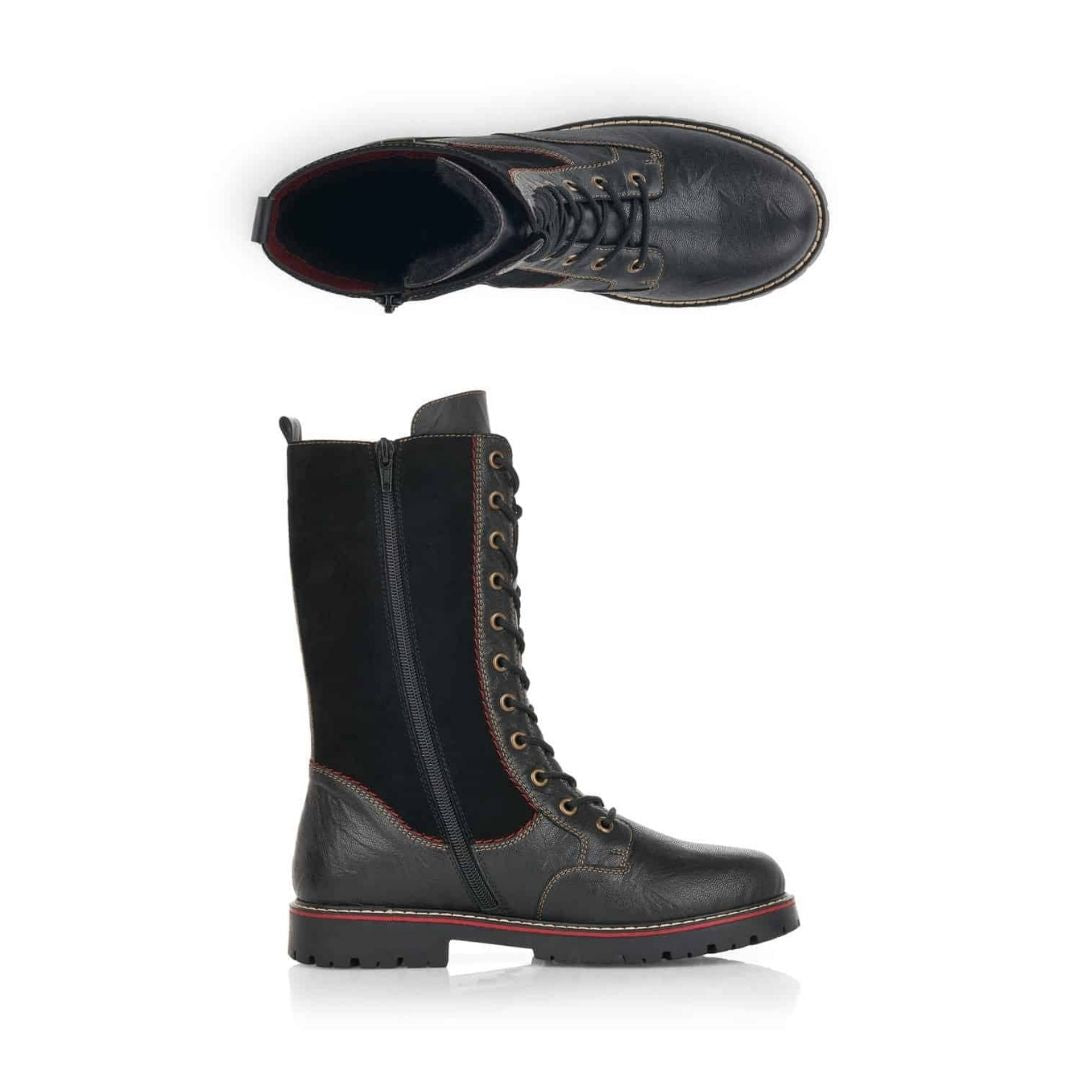 Mid-height black leather and suede winter boot with lace closure and inside zipper.