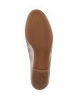 Brown rubber outsole with Remonte logo on center.