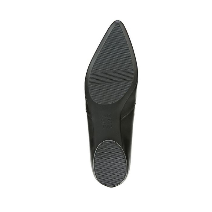 Black outsole of pointed to heel. Naturalizer logo on center.